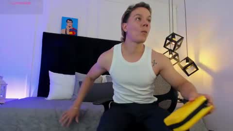 Snapshot of jonathan_daniels1 chatting on March 4, 2025, 12:55 pm Jonathan Danielss online show from March 4, 2025, 12:55 pm