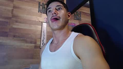 jonathancast08 online show from November 6, 2025, 3:02 pm