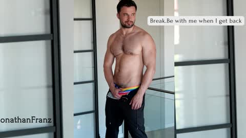 jonathanfranz123 online show from December 20, 2024, 7:55 am