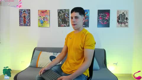 Instagram jonathanfit14 online show from November 14, 2025, 10:18 pm