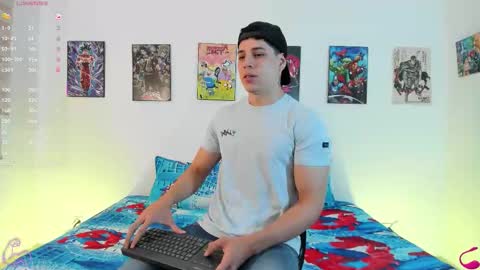 Instagram jonathanfit14 online show from March 9, 2026, 8:13 pm