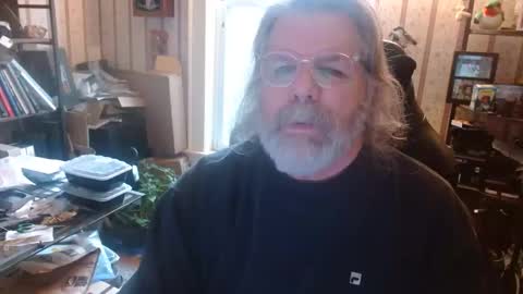 joncpics online show from April 30, 2026, 4:24 pm