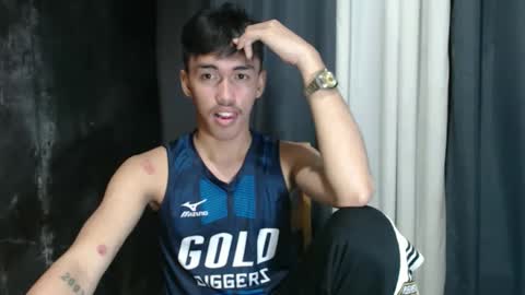 Snapshot of jonel_xx chatting on February 18, 2026, 12:23 pm jonel online show from February 18, 2026, 12:23 pm