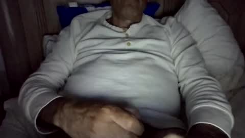 John loves pussy online show from May 24, 2026, 12:59 am