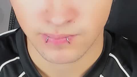 Jonny online show from November 12, 2025, 10:26 am