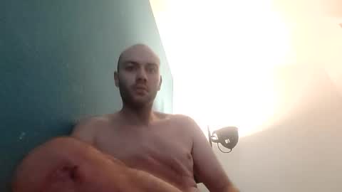 J online show from October 28, 2025, 11:03 am