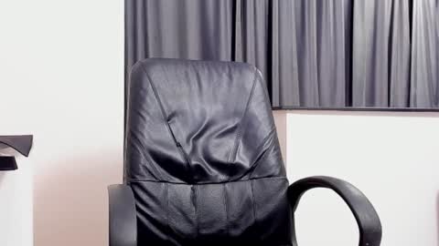 jonnyporn1 online show from January 24, 2025, 3:43 am