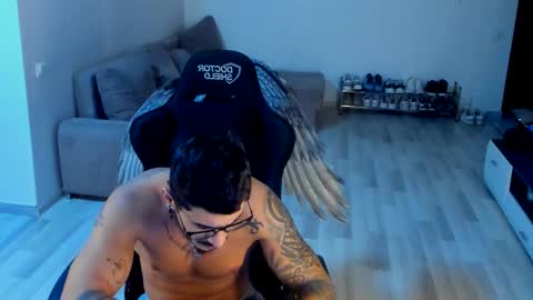 jonnyporn1 online show from October 3, 2025, 7:33 pm