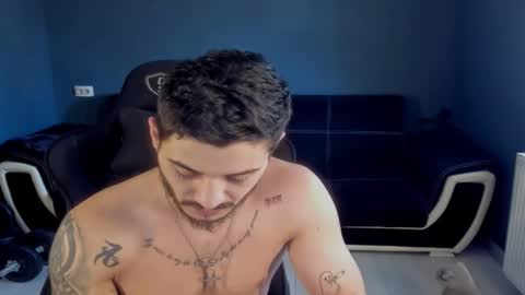 jonnyporn1 online show from March 6, 2026, 9:28 am