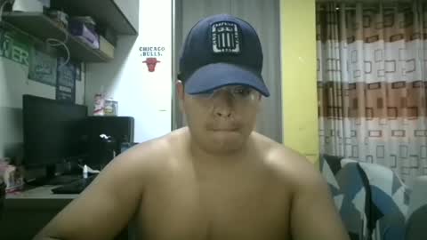 jordan281995 online show from February 1, 2026, 4:44 am