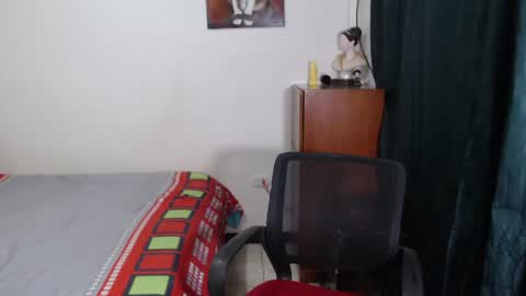 Snapshot of jordan_smitths chatting on June 12, 2026, 1:04 am jordan_smitths online show from June 12, 2026, 1:04 am