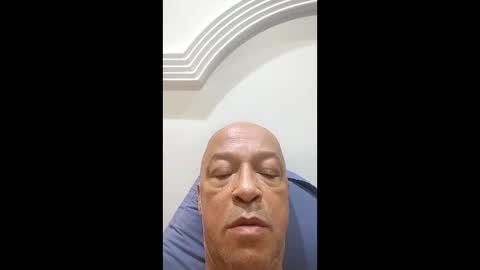 jordano852758 online show from April 19, 2026, 2:16 pm