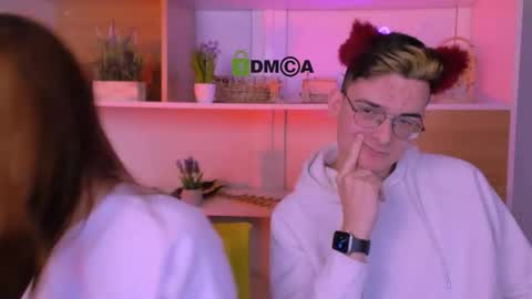 jordi_ser online show from November 3, 2025, 7:04 pm