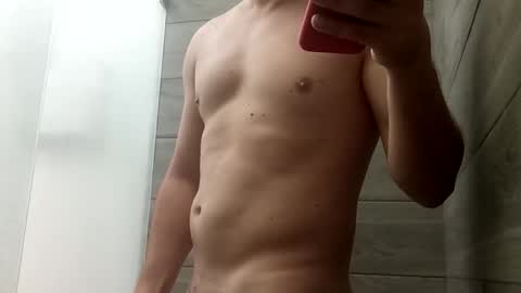 jorgelatino1919 online show from December 22, 2025, 4:48 pm