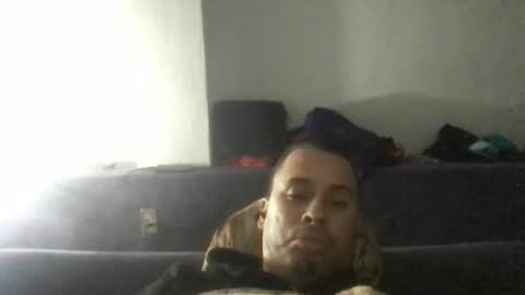 jose1234563 online show from November 12, 2025, 2:01 am