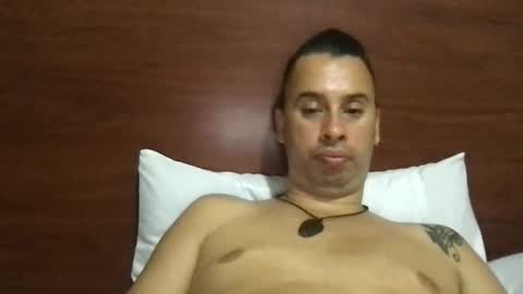 jose1234563 online show from May 8, 2026, 2:28 am