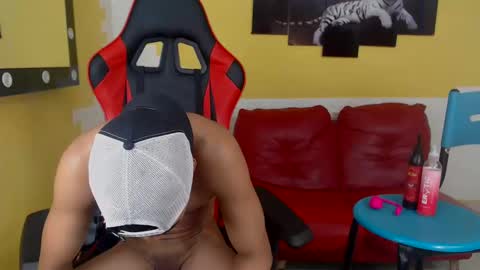 jose_sexycumm online show from January 17, 2025, 12:42 am