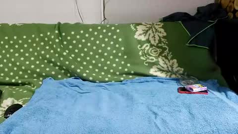 joseencof24 online show from December 4, 2024, 6:06 pm