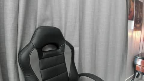 Katalina online show from December 24, 2024, 2:01 pm