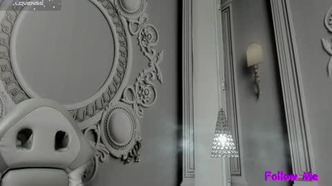 Katalina online show from January 14, 2025, 6:07 pm