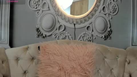 Katalina online show from February 11, 2025, 10:07 pm