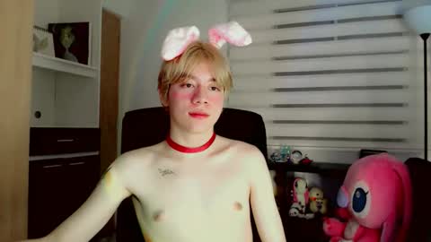 joseon_cute online show from April 28, 2026, 2:27 am