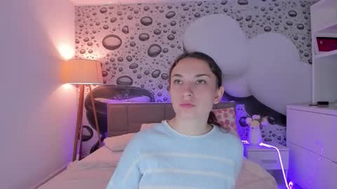 Josephine online show from April 3, 2026, 12:14 pm