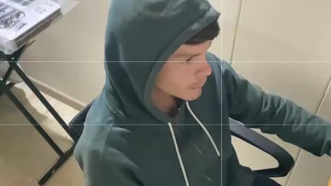 Nicolas online show from March 25, 2026, 10:32 am