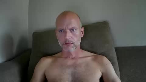 Snapshot of joshking2017 chatting on October 14, 2025, 3:02 pm joshking2017 online show from October 14, 2025, 3:02 pm