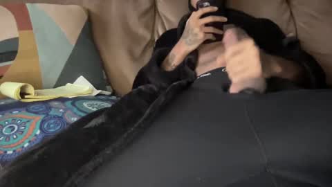 Snapshot of joshperrygoon chatting on December 25, 2024, 8:17 pm joshperrygoon online show from December 25, 2024, 8:17 pm