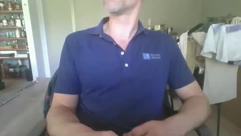 joshua154197 online show from April 23, 2026, 8:13 am