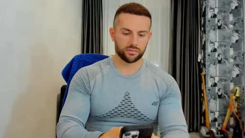 joshuamuscle69 online show from February 3, 2025, 12:47 pm