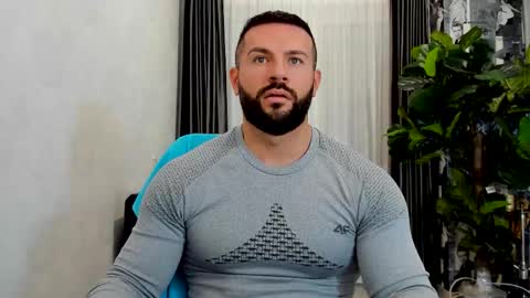 joshuamuscle69 online show from December 23, 2025, 8:12 am