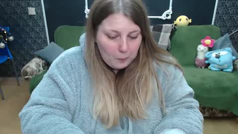 josiesun771 online show from February 16, 2025, 5:04 pm