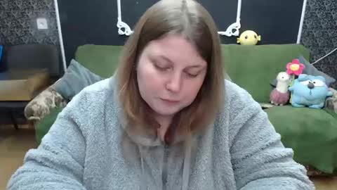 josiesun771 online show from March 2, 2025, 4:32 pm