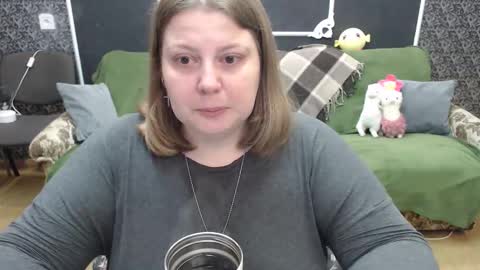 josiesun771 online show from September 15, 2025, 4:12 am