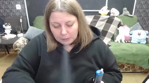 josiesun771 online show from October 18, 2025, 7:20 am