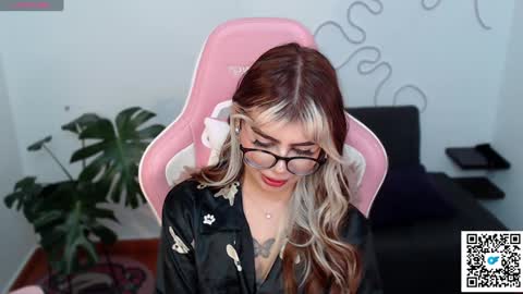 Snapshot of jossephine_ chatting on December 9, 2024, 5:40 am josephine independent model online show from December 9, 2024, 5:40 am