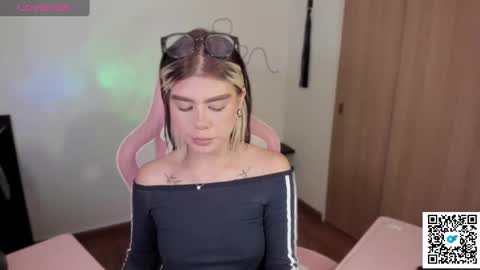 Snapshot of jossephine_ chatting on February 23, 2025, 11:04 pm josephine independent model online show from February 23, 2025, 11:04 pm