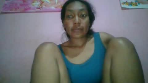 Snapshot of josy918592 chatting on April 15, 2026, 8:32 am josy918592 online show from April 15, 2026, 8:32 am