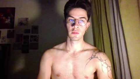 Snapshot of jotarojas1 chatting on January 19, 2025, 4:12 am jotarojas1 online show from January 19, 2025, 4:12 am