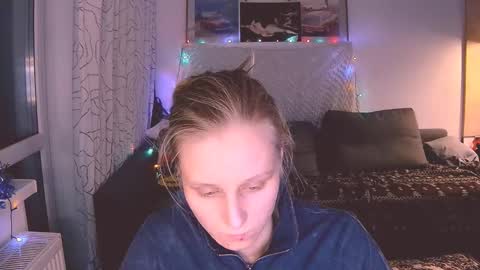 joy_keys online show from January 6, 2025, 9:43 pm