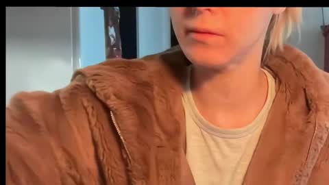 joy_keys online show from March 3, 2025, 1:42 pm