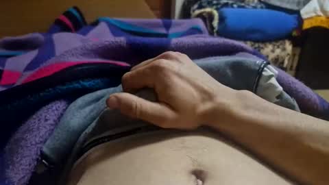 joyboy465468 online show from April 19, 2026, 7:49 pm