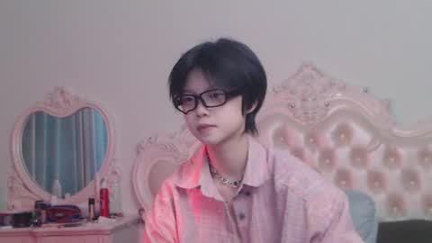 joycekay online show from June 24, 2026, 4:44 am