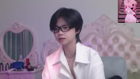 joycekay online show from August 3, 2026, 5:06 pm