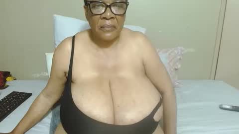 DairyQueen online show from November 24, 2025, 12:43 am