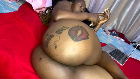 Snapshot of joyslim1 chatting on May 31, 2026, 2:20 am Butterflyass online show from May 31, 2026, 2:20 am