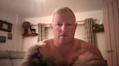 Snapshot of jp_sparky chatting on September 11, 2025, 8:42 pm jp_sparky online show from September 11, 2025, 8:42 pm