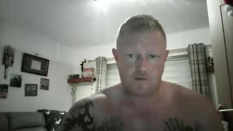 Snapshot of jp_sparky chatting on December 3, 2025, 7:23 pm jp_sparky online show from December 3, 2025, 7:23 pm